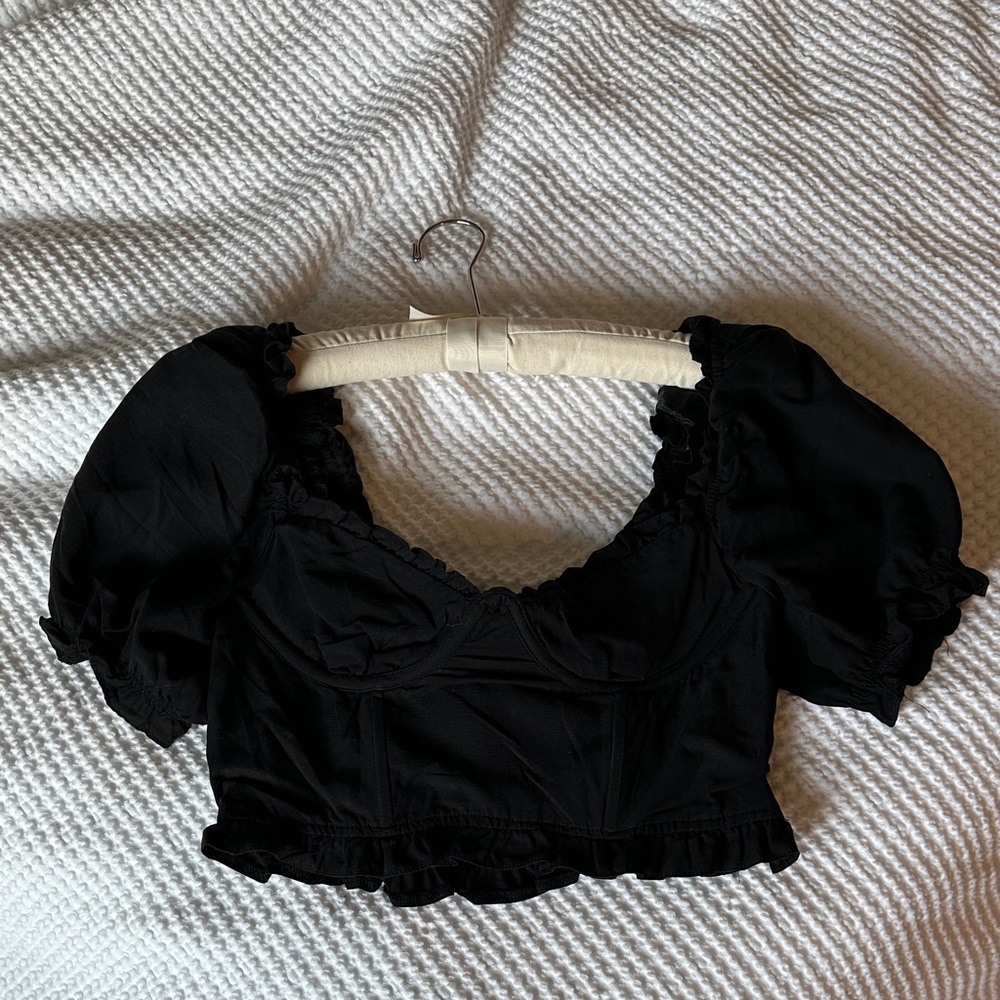ASTR The Label Black Puff Sleeve Corset Crop Top